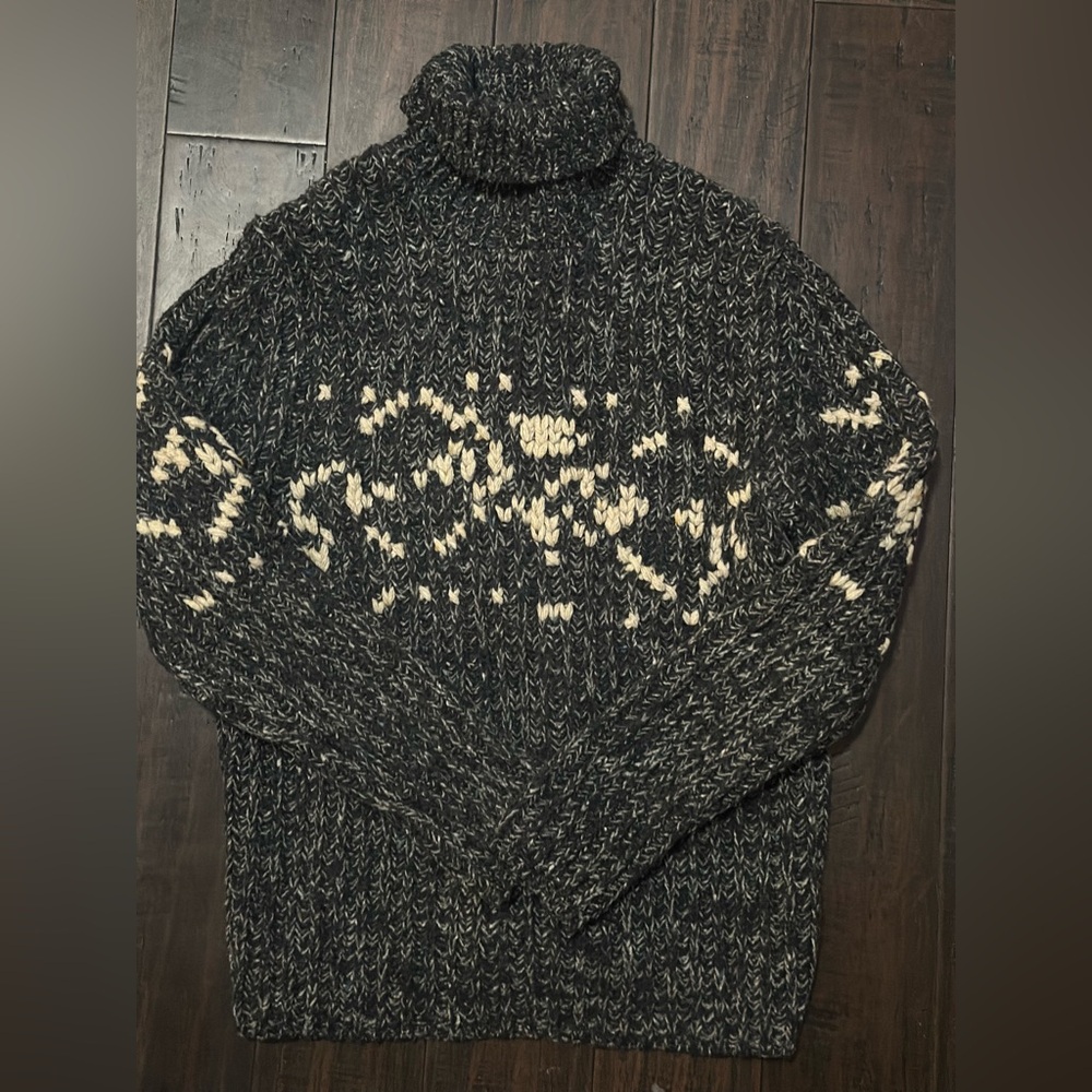 Express Blue and Cream Patterned Turtleneck Sweater